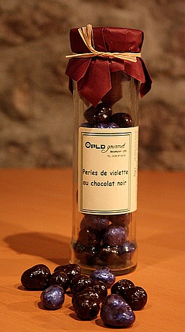 confiselle perles de violette au chocolat noir