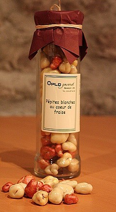 confisellep�pites blanches au coeur de fraise