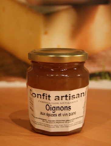 Confit aux oignons